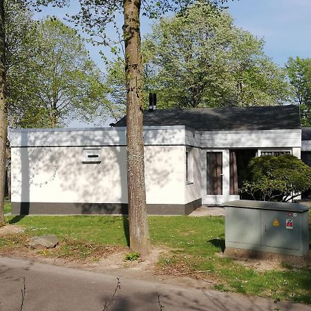 Rustige, Gelijkvloerse Vakantiewoning Met 2 Slaapkamers In Simpelveld, Zuid-Limburg Εξωτερικό φωτογραφία